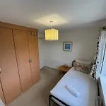 Family Getaway - 4-Bed In Swansea